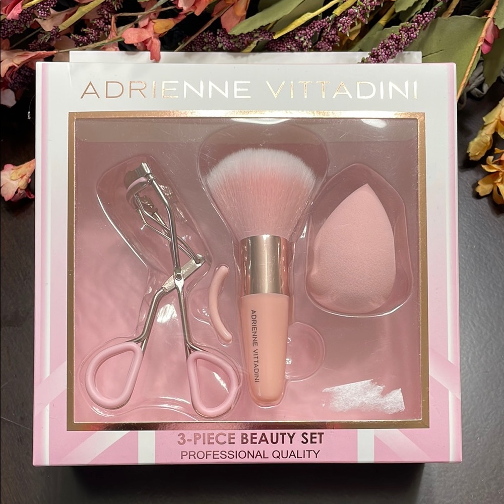 Adrienne Vittadini 3 Piece Soft Preppy Pink Beauty Set